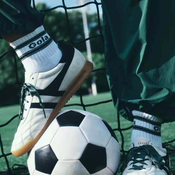 Gola Sneakers - Picture 2 of 8